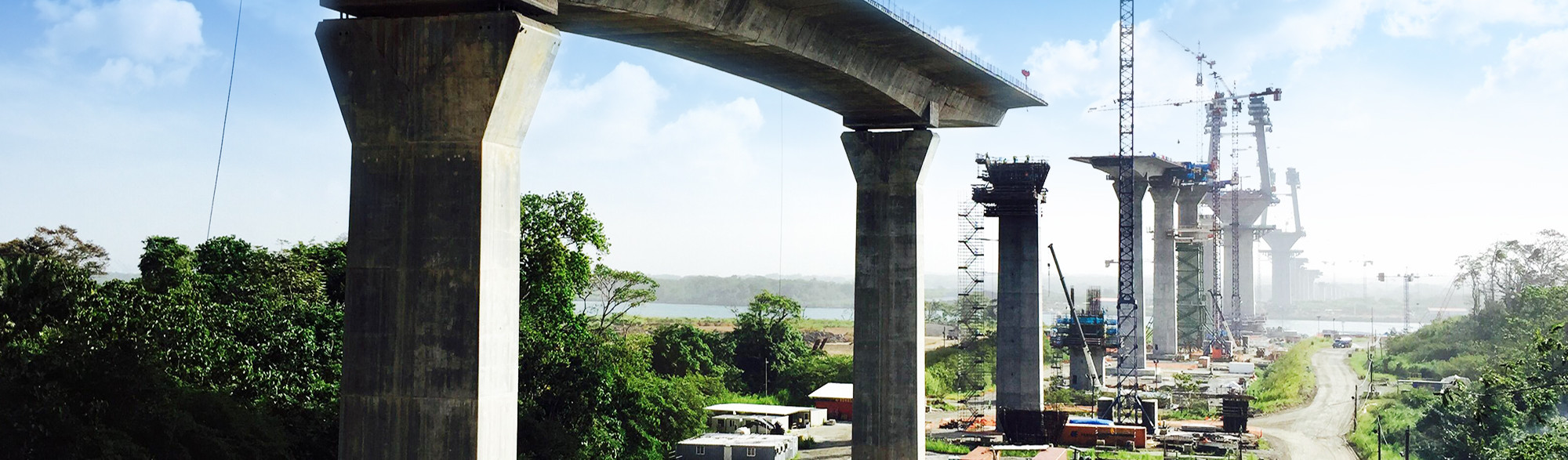 Atlantic Bridge - Tercer puente sobre el Canal de Panamá